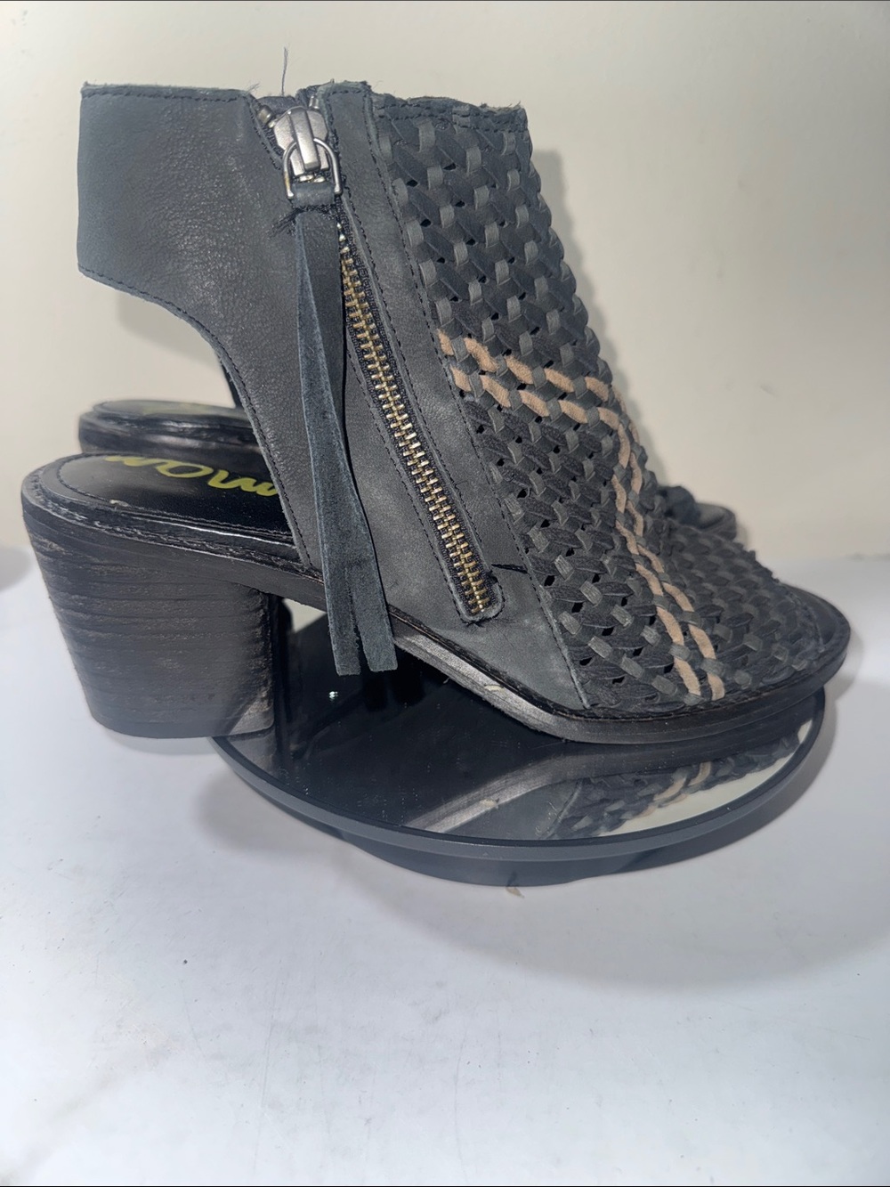 Sam Edelman Black Woven Open-Toe Block Heel Double Zip Sandal Size 7